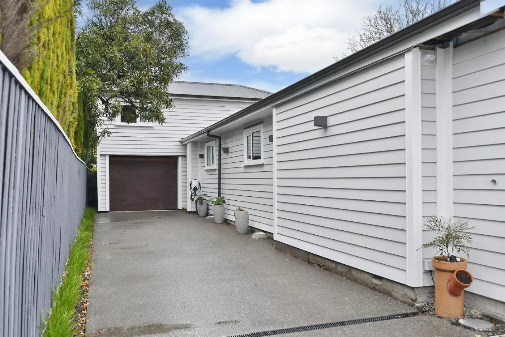 Studio Retreat With Ev & Off Street Parking Christchurch